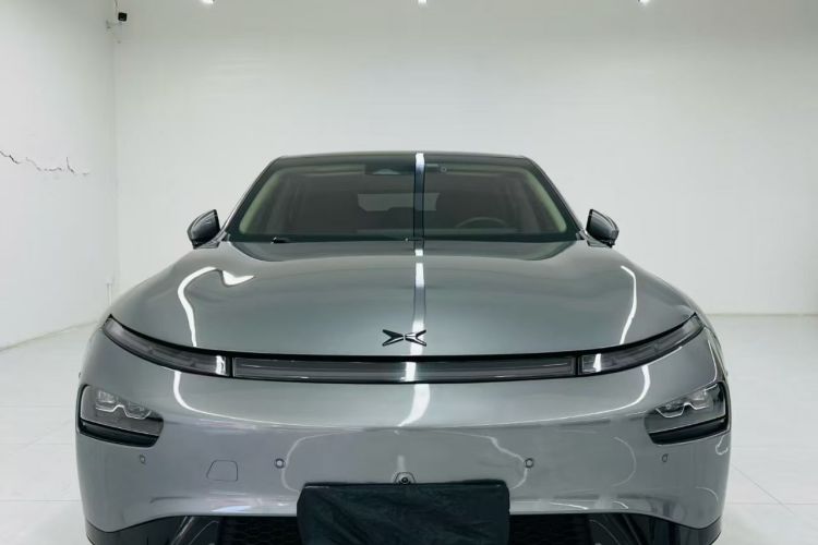 小鹏P7 2020款 670N车身外观2