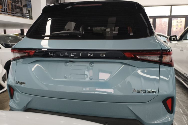 五菱汽车 五菱星辰 2021款 1.5T CVT星辉版车身外观6004