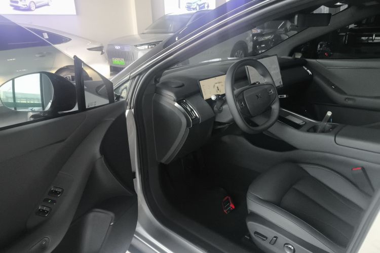 小鹏P7+ 2025款 超长续航 Max 旗舰版中控内饰20