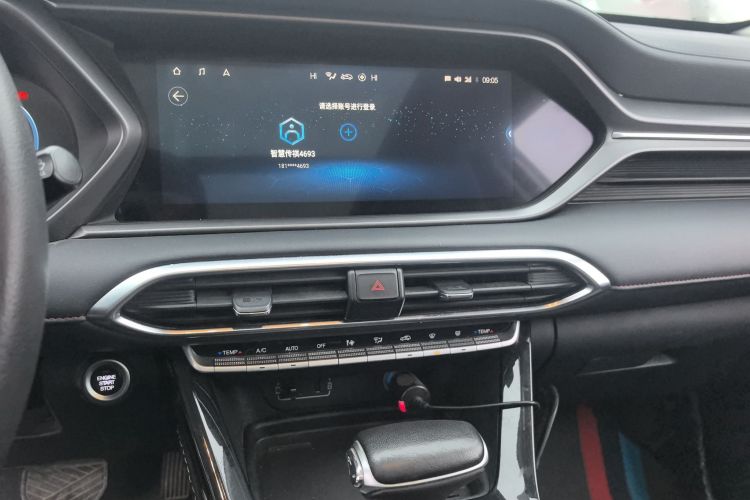 广汽传祺 传祺GS4 2021款 270T 自动豪华智联版中控内饰16