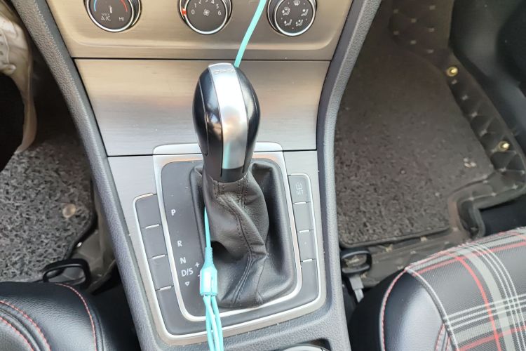 大众 高尔夫 2015款 1.4TSI 自动舒适型局部细节18