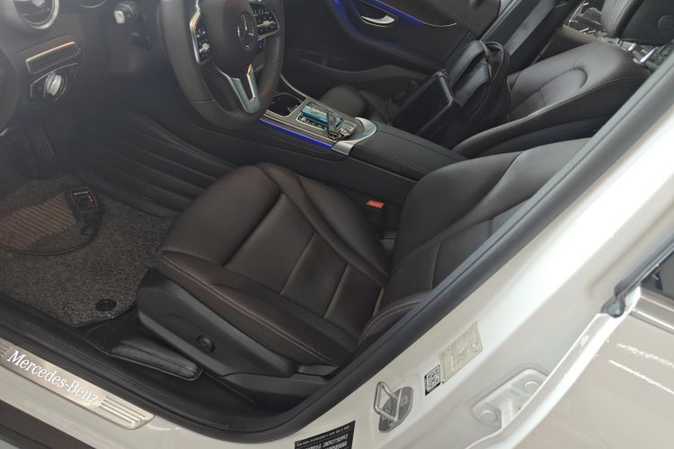 奔驰GLC 2021款 GLC 260 L 4MATIC 豪华型局部细节19