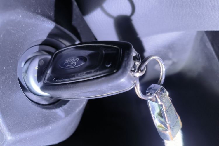 福特 福克斯 2015款 两厢 EcoBoost 180 自动精英型中控内饰11