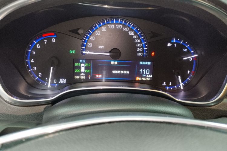 凯迪拉克SRX 2015款 3.0L 舒适型中控内饰14