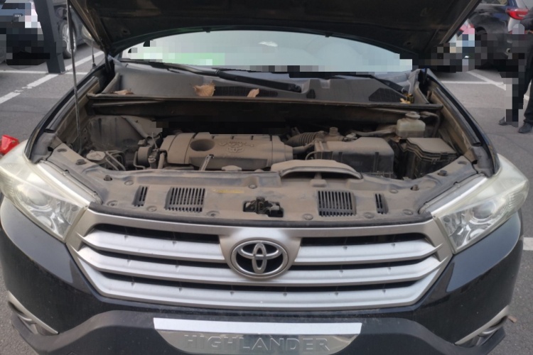 丰田 汉兰达 2012款 2.7L 两驱5座精英版局部细节24