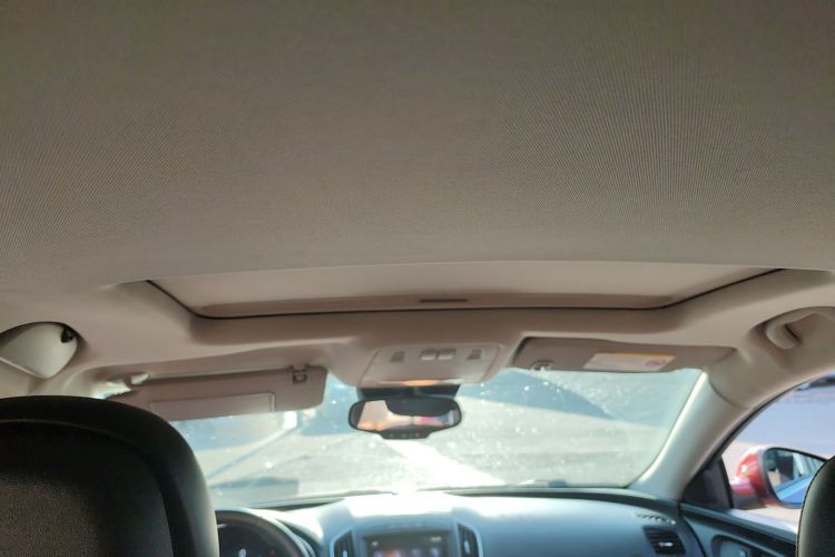 别克 君威 2014款 2.4L SIDI豪华时尚型中控内饰22