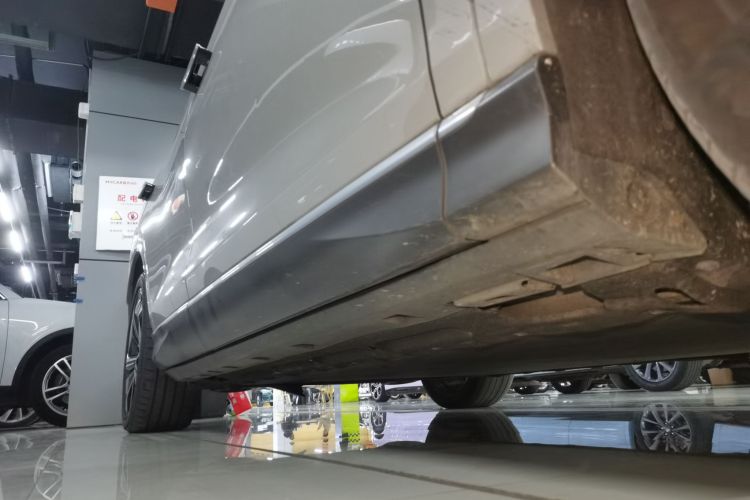 腾势N7 2023款 长续航性能Max版局部细节9001