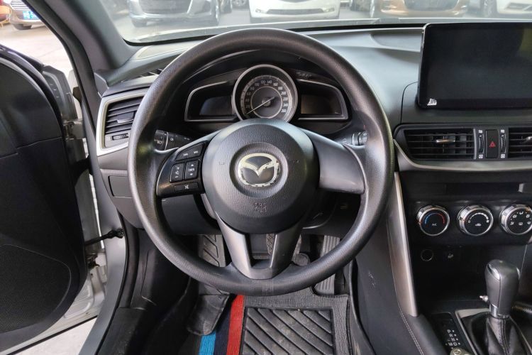 马自达CX-4 2016款 2.0L 自动两驱蓝天活力版局部细节13