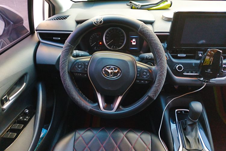 丰田 亚洲狮 2021款 2.0L 进取版中控内饰13