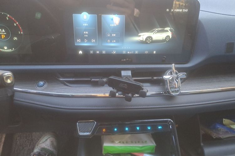 福特 领睿 2022款 改款 EcoBoost 170 尊领型PLUS中控内饰16