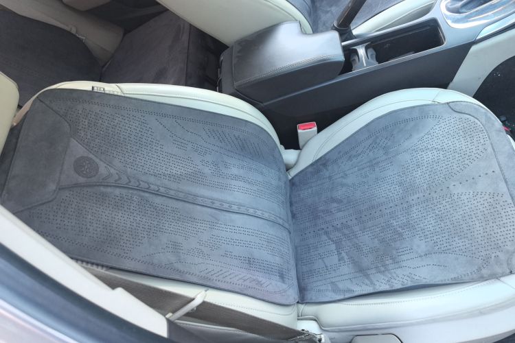 别克 君威 2015款 2.0L 领先时尚型局部细节41