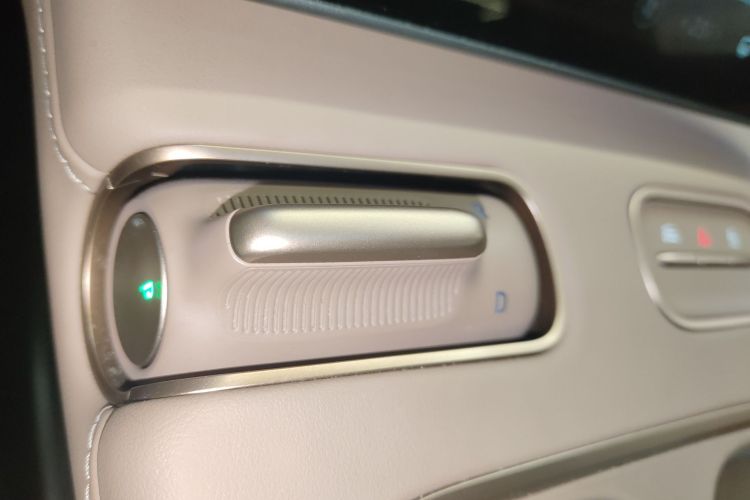 蔚来ES6 2024款 75kWh局部细节18