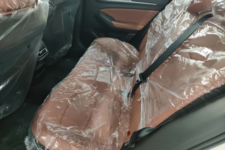 长安 逸动 2025款 PLUS 1.4T 双离合高能版中控内饰21