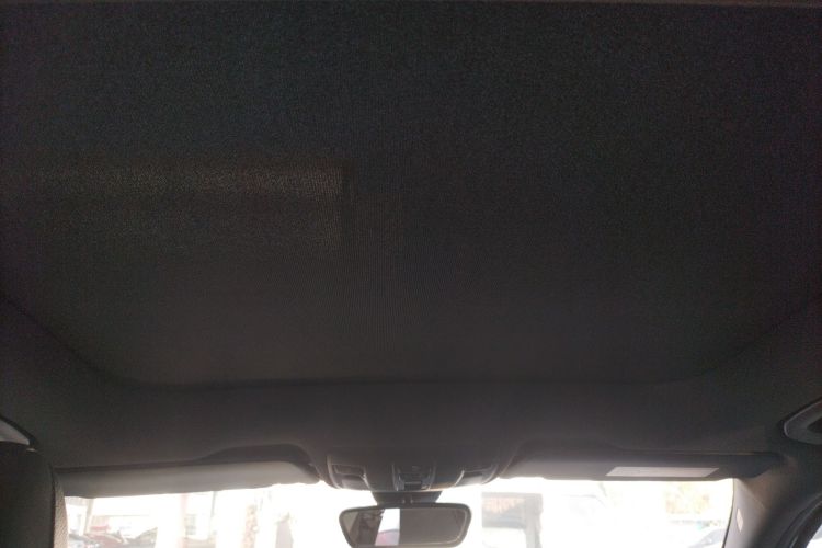 奔驰GLA 2015款 GLA 260 4MATIC 运动型中控内饰22