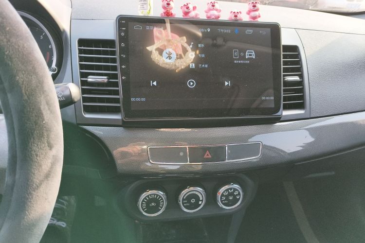 三菱 翼神 2013款 时尚版 1.8L CVT舒适型中控内饰16