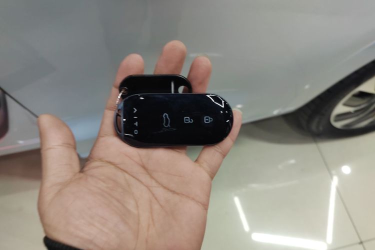 鸿蒙智行 问界M7 2024款 1.5T 后驱Plus版 5座中控内饰11