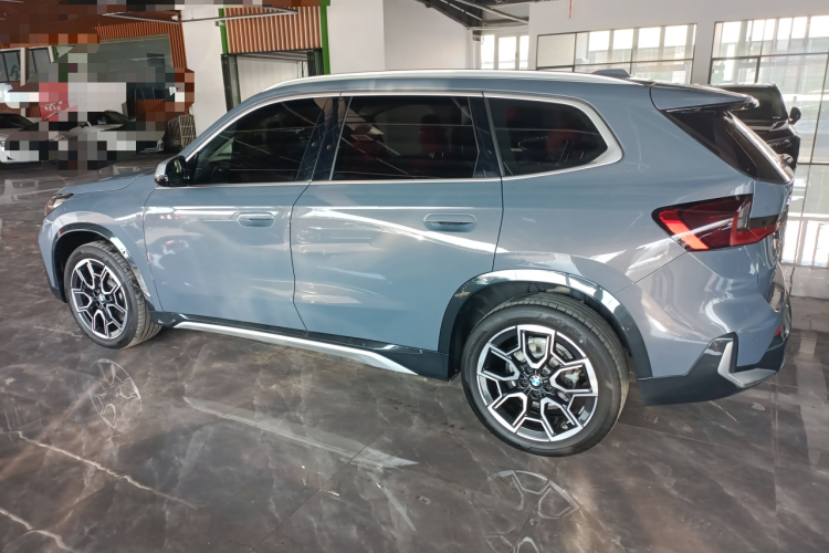 宝马X1 2023款 sDrive25Li X设计套装车身外观6003