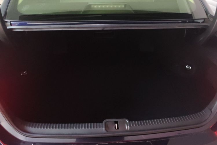 雷克萨斯ES 2018款 200 卓越版 国V机舱底盘23