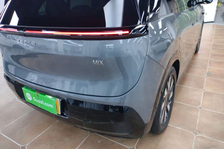 极氪MIX 2025款 长续航智驾版车身外观6006