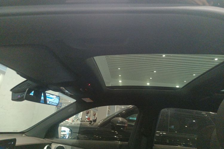 奔驰GLC 2020款 改款 GLC 260 L 4MATIC 动感型局部细节22