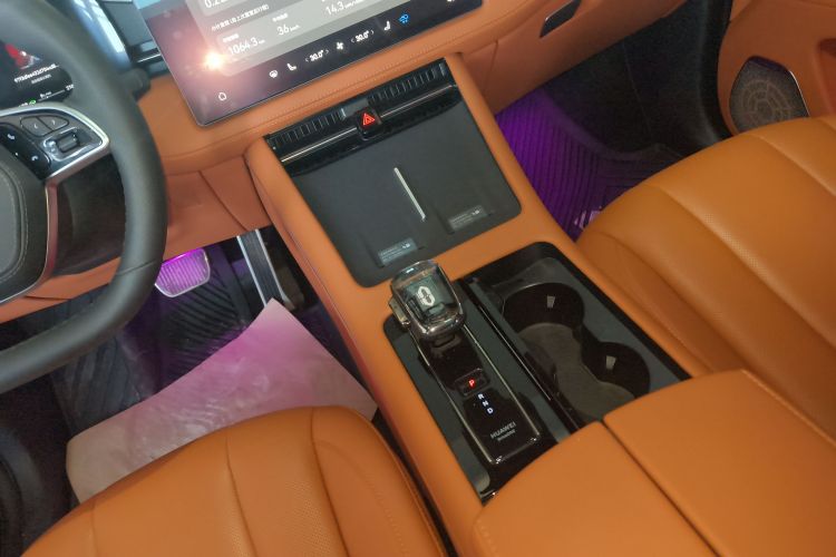 鸿蒙智行 问界M7 2024款 1.5T 智驾后驱Ultra版 5座局部细节18