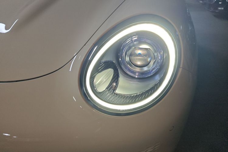 欧拉好猫 2022款 莫兰迪版 400km标准续航 尊贵型 三元锂局部细节36