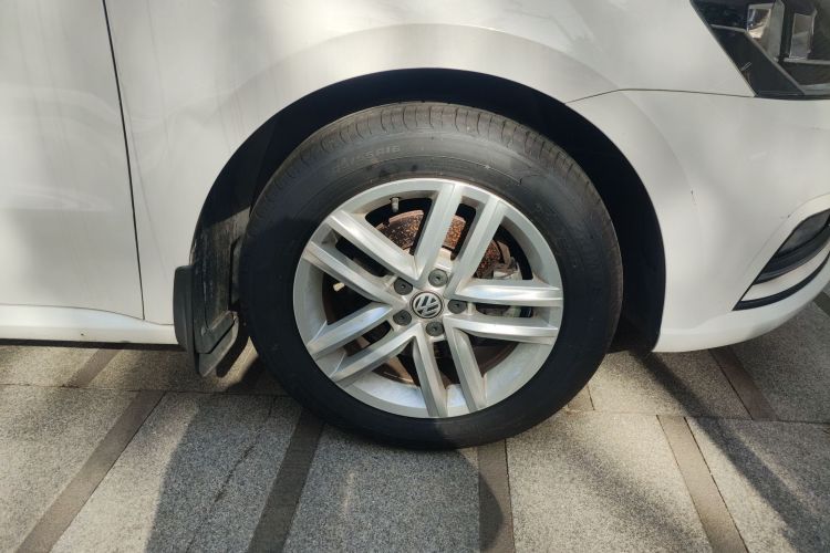 大众 朗行 2017款 180TSI DSG舒适版车身外观6007