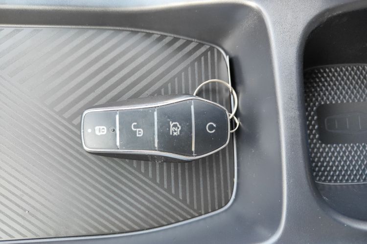 比亚迪 海鸥 2025款 智驾版 305km 活力版中控内饰11