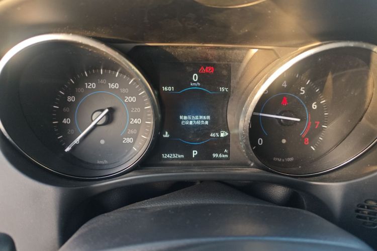 捷豹F-PACE 2016款 3.0 SC 四驱R-Sport运动版中控内饰14