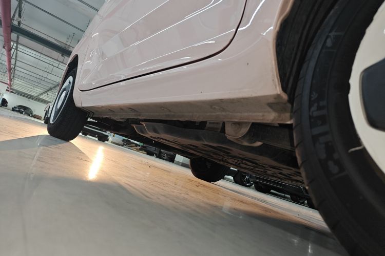 五菱汽车 宏光MINIEV 2021款 马卡龙臻享款 磷酸铁锂机舱底盘30