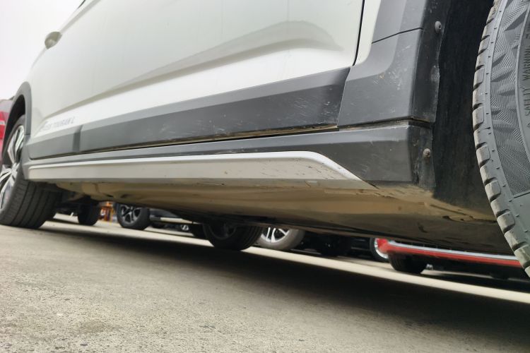 大众 2021款 途安L 280TSI DSG拓界版 7座局部细节9001