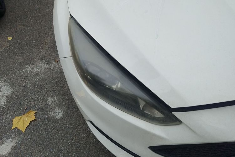 福特 福克斯 2015款 两厢 EcoBoost 180 自动运动型车身外观8