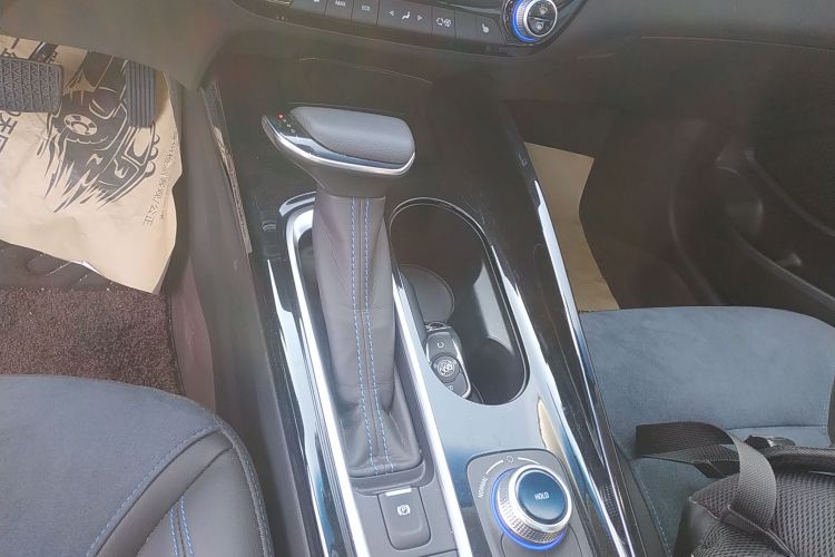 别克 微蓝6 2020款 插电混动 互联智享型中控内饰18