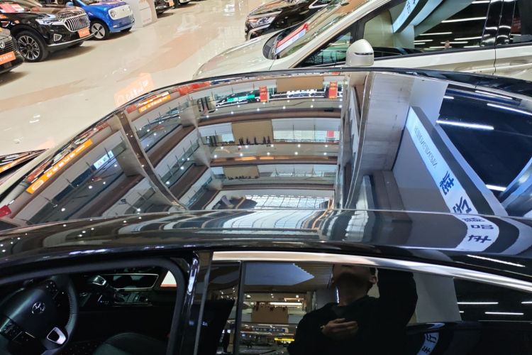 丰田 凯美瑞 2024款 双擎 2.5HG 尊贵版局部细节57