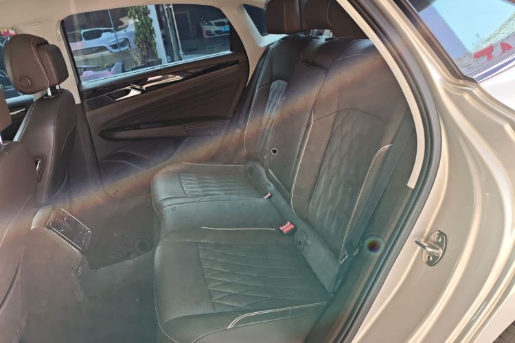 大众 帕萨特 2019款 380TSI 豪华版 国VI中控内饰21