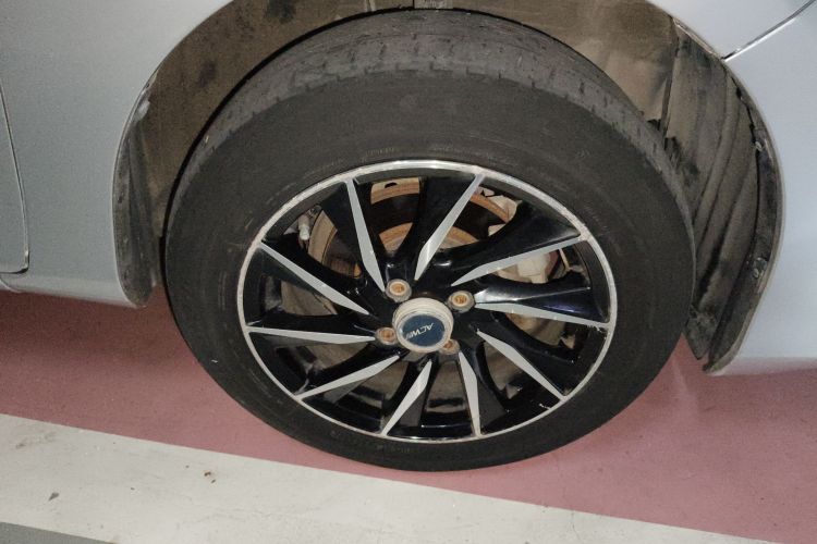 丰田 威驰FS 2017款 1.5L CVT锋驰版车身外观6007