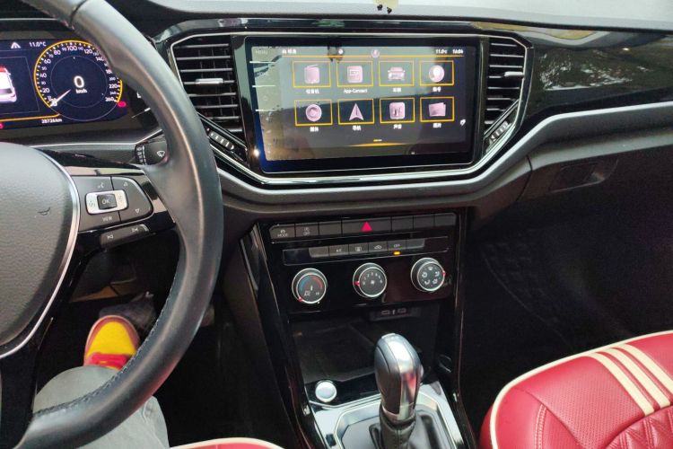 大众 T-ROC探歌 2021款 280TSI DSG两驱舒适智联版中控内饰16