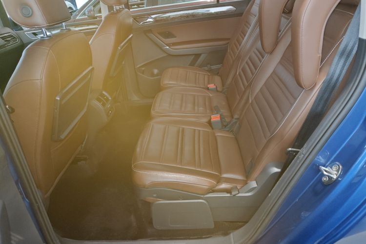 大众 2016款 途安L 330TSI DSG豪华版中控内饰7004