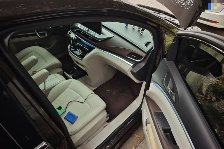 别克GL8 2021款 陆上公务舱 652T 豪华型局部细节9005