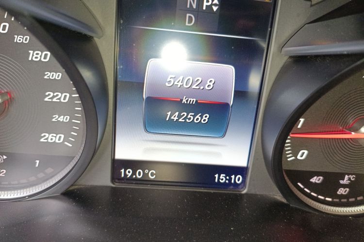 奔驰C级 2016款 C 200 L 运动型中控内饰15