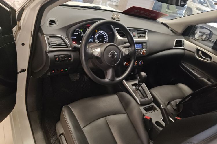 日产 轩逸 2021款 经典 1.6XE CVT专享版中控内饰12