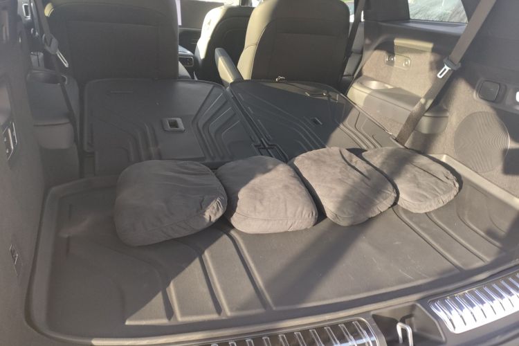 理想汽车 理想L8 2024款 Ultra局部细节23