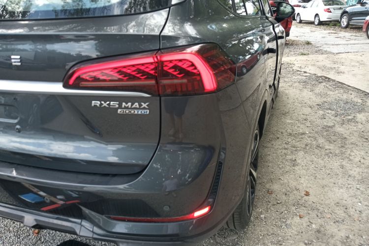 荣威RX5 MAX 2022款 2.0T 自动有为尊荣版车身外观9