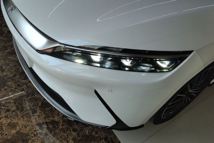 比亚迪 汉 2021款 EV 标准续航版豪华型局部细节36