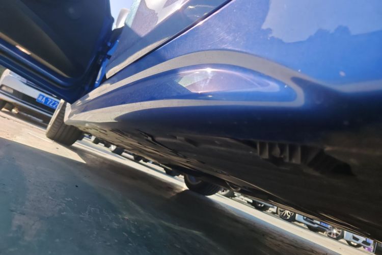 宝马3系 2018款 320Li M运动曜夜版局部细节9002