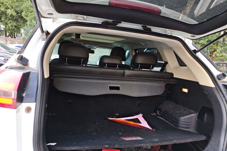 吉利汽车 博越 2016款 1.8TD 自动智慧型局部细节23