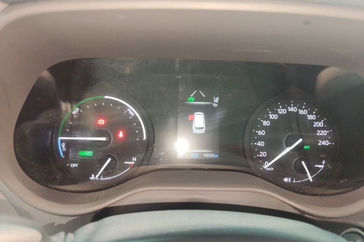 丰田 赛那SIENNA 2024款 2.5L混动 四驱尊贵版中控内饰14