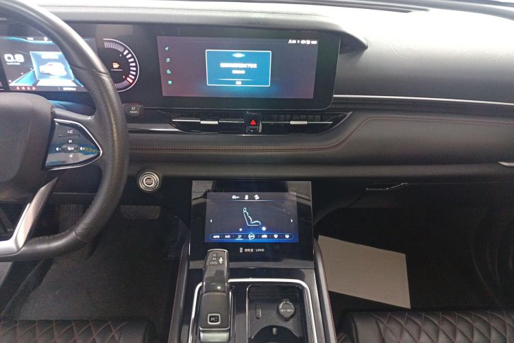 奔腾T99 2020款 20TD 自动豪华型中控内饰16