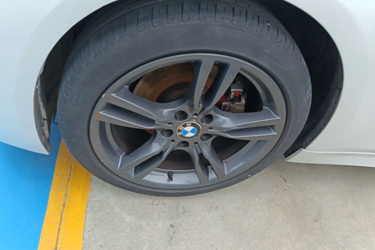 宝马3系 2018款 320Li 时尚型车身外观6007