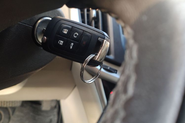 别克 君越 2013款 2.4L SIDI领先舒适型中控内饰11